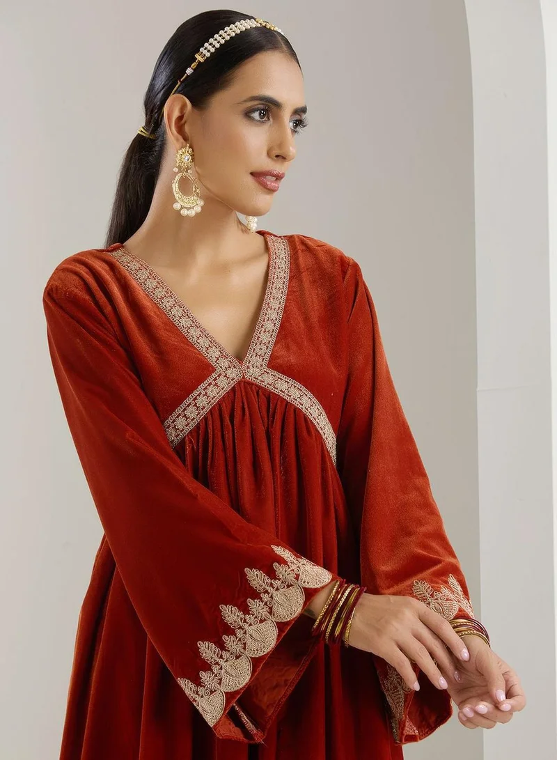 آي شين Women's Rust Velvet Embellished Kaftan Full Length Palazzo Straight Fit Kurta Set